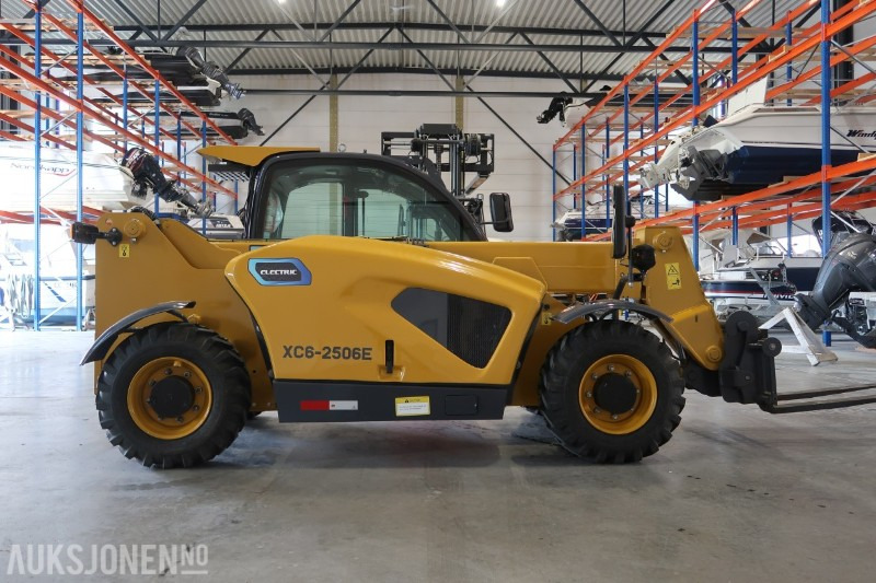 2023 XCMG XC6-2506E Elektrisk teleskoptruck - Skuff - Gafler - Lader, Kun 13 Timer - Manipulador telescópico: foto 4 2023 XCMG XC6-2506E Elektrisk teleskoptruck - Skuff - Gafler - Lader, Kun 13 Timer - Manipulador telescópico: foto 4