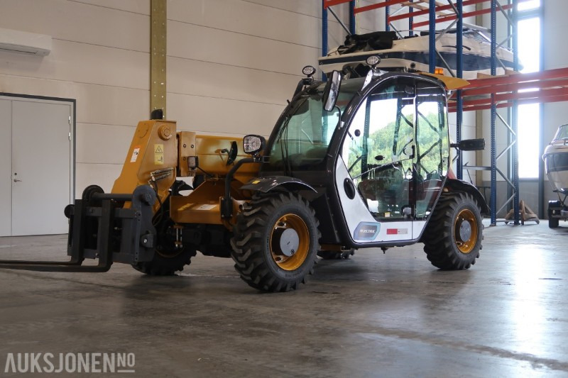 2023 XCMG XC6-2506E Elektrisk teleskoptruck - Skuff - Gafler - Lader, Kun 13 Timer - Manipulador telescópico: foto 2 2023 XCMG XC6-2506E Elektrisk teleskoptruck - Skuff - Gafler - Lader, Kun 13 Timer - Manipulador telescópico: foto 2