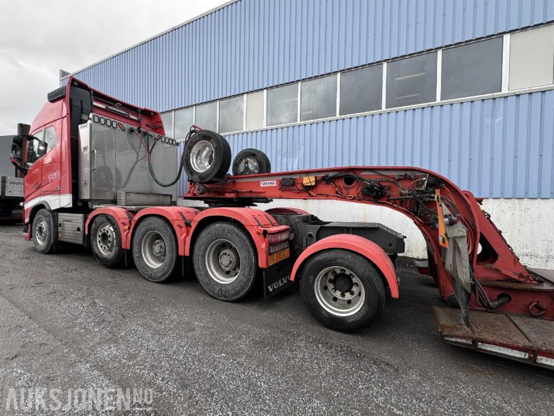 2015 Volvo FH 16 750 - 8x4 + 1 - Tridem pusher - Tungtrekker med 2015 Vang ATHLS 111+1 brønnhenger - Cabeza tractora: foto 5 2015 Volvo FH 16 750 - 8x4 + 1 - Tridem pusher - Tungtrekker med 2015 Vang ATHLS 111+1 brønnhenger - Cabeza tractora: foto 5
