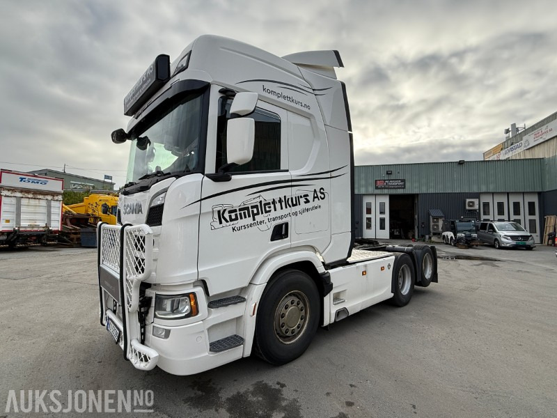 2021 Scania R-serie R590 6x2 - Cabeza tractora: foto 3 2021 Scania R-serie R590 6x2 - Cabeza tractora: foto 3