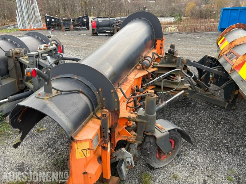 2012 Andre Telefsdal m-70 - Camión: foto 1 2012 Andre Telefsdal m-70 - Camión: foto 1