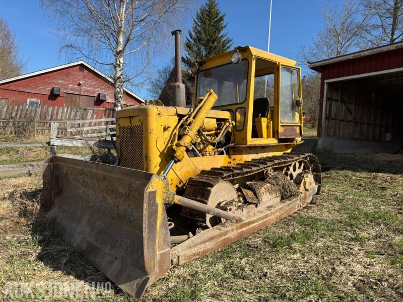 Cat D4D doser - Equipo de construcción: foto 1 Cat D4D doser - Equipo de construcción: foto 1