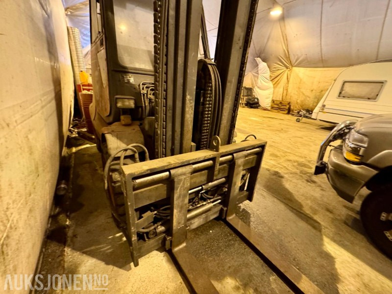1990 Linde H45D Gaffeltruck - Timer: 15622 - Equipo de manutención: foto 2 1990 Linde H45D Gaffeltruck - Timer: 15622 - Equipo de manutención: foto 2