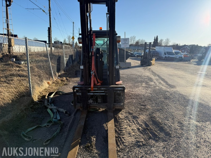 2013 Manitou M135D motvektstruck / Rep.objekt / Delemaskin - Equipo de manutención: foto 3 2013 Manitou M135D motvektstruck / Rep.objekt / Delemaskin - Equipo de manutención: foto 3