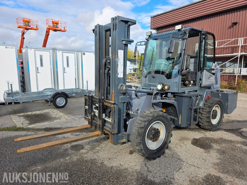 2023 RUN TX Dieseltruck kun 104 timer 4x4 - Equipo de manutención: foto 1 2023 RUN TX Dieseltruck kun 104 timer 4x4 - Equipo de manutención: foto 1