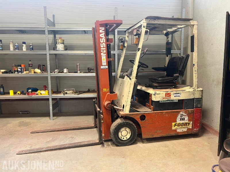 Nissan Gaffeltruck - Rep.objekt. - Equipo de manutención: foto 1 Nissan Gaffeltruck - Rep.objekt. - Equipo de manutención: foto 1