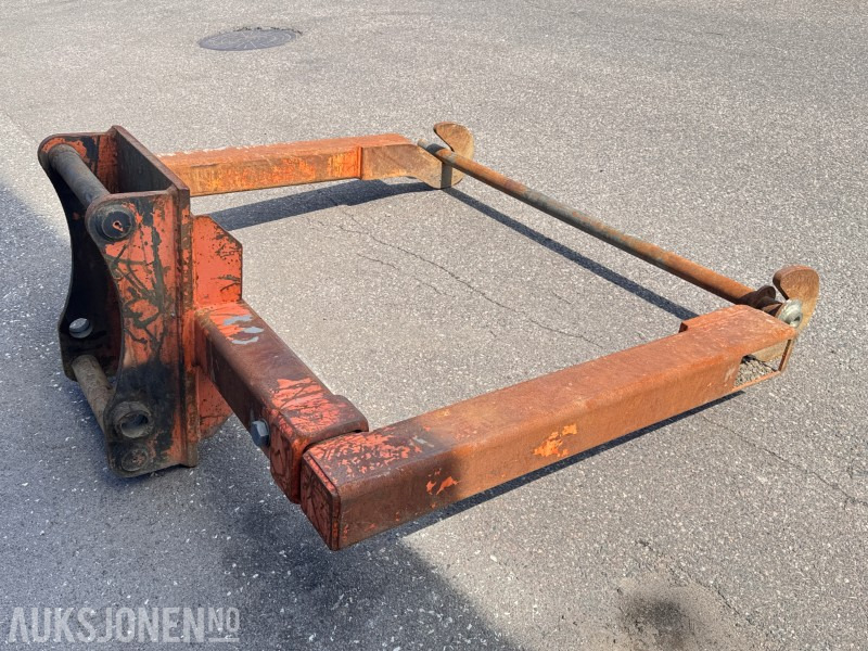 2018 Løfteåk for tromler – S60/S70 feste – 2500 kg – Haugaland Industri - Implemento para Maquinaria de construcción: foto 2 2018 Løfteåk for tromler – S60/S70 feste – 2500 kg – Haugaland Industri - Implemento para Maquinaria de construcción: foto 2