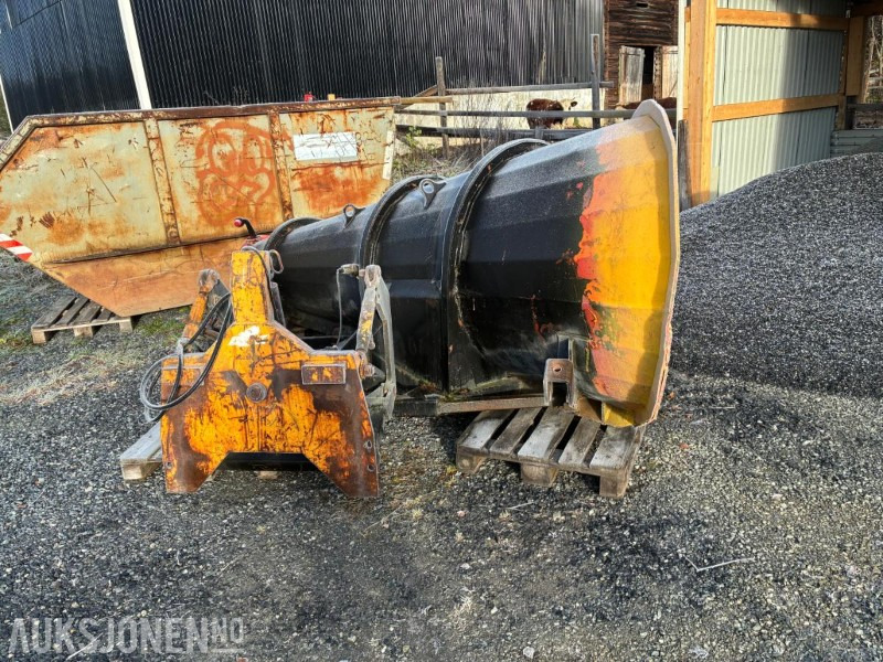 1984 Stiansen & Øya Brøyteskjær Skjær - Maquinaria agrícola: foto 3 1984 Stiansen & Øya Brøyteskjær Skjær - Maquinaria agrícola: foto 3