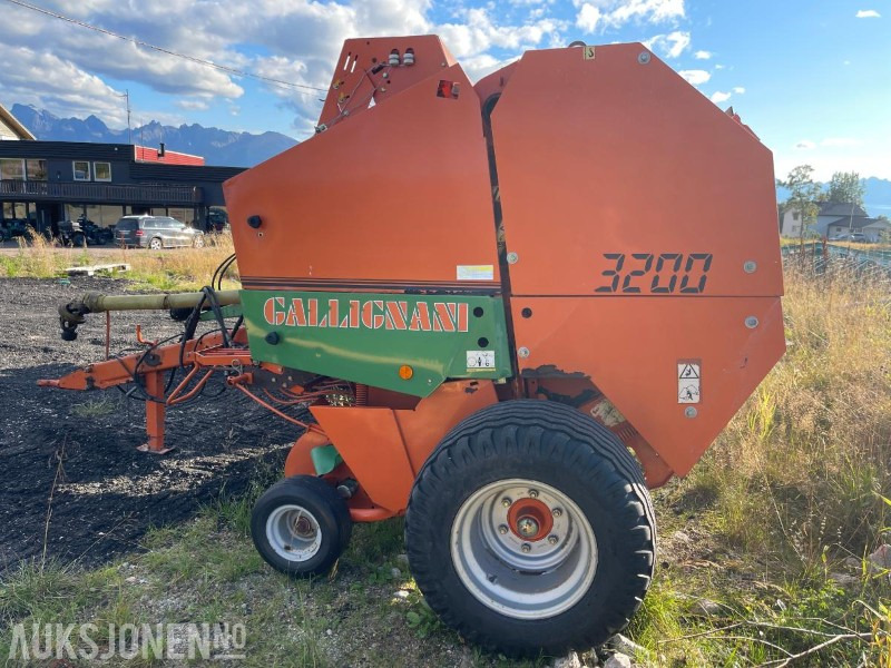1999 Gallignani 3200 Rundballepresse selges som reparasjons objekt - Maquinaria agrícola: foto 4 1999 Gallignani 3200 Rundballepresse selges som reparasjons objekt - Maquinaria agrícola: foto 4