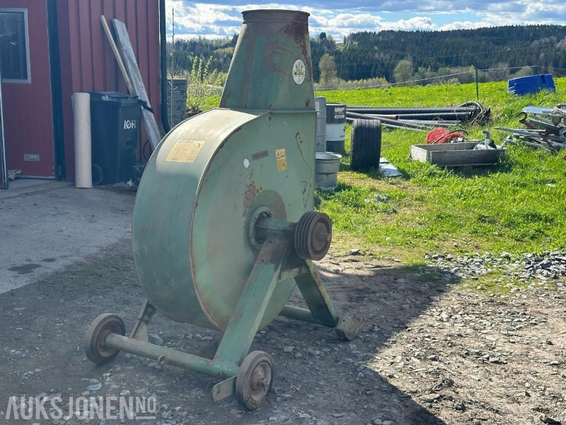 2001 Neuero AG 30 Kornblåser / Vifte - Maquinaria agrícola: foto 1 2001 Neuero AG 30 Kornblåser / Vifte - Maquinaria agrícola: foto 1