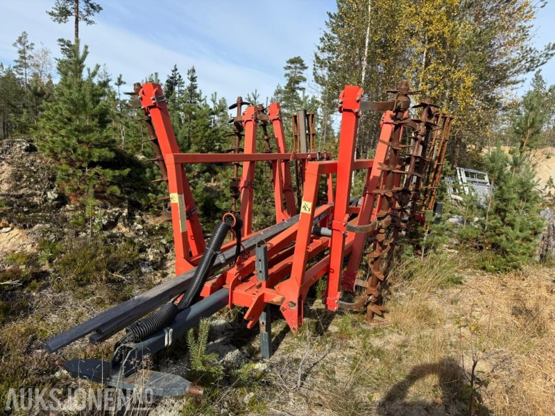 2002 Nokka-Tume NLA4300 S Kultivator/Harv - Maquinaria agrícola: foto 1 2002 Nokka-Tume NLA4300 S Kultivator/Harv - Maquinaria agrícola: foto 1