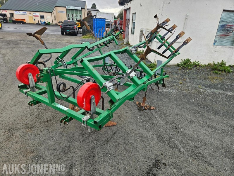 2010 KLS Kultivator - Maquinaria agrícola: foto 3 2010 KLS Kultivator - Maquinaria agrícola: foto 3