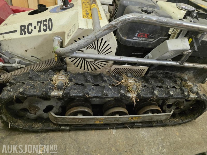 2010 Timan RC-750 radiostyrt belteklipper 14 hk Honda iGX440 - Maquinaria agrícola: foto 5 2010 Timan RC-750 radiostyrt belteklipper 14 hk Honda iGX440 - Maquinaria agrícola: foto 5