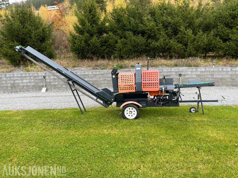 2015 Vedmaskin med bensinmotor - Maquinaria agrícola: foto 1 2015 Vedmaskin med bensinmotor - Maquinaria agrícola: foto 1