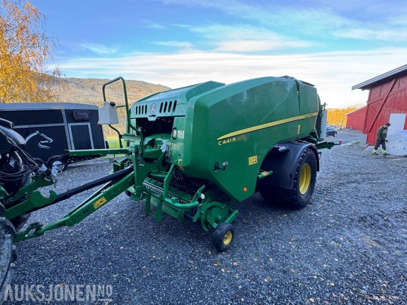 2017 John Deere C441 R kombipresse med sentralsmøring - Maquinaria agrícola: foto 1 2017 John Deere C441 R kombipresse med sentralsmøring - Maquinaria agrícola: foto 1