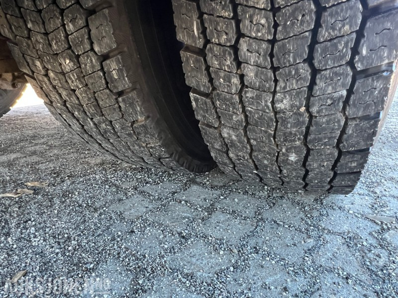 Camión caja cerrada Scania P-280: foto 19 Camión caja cerrada Scania P-280: foto 19