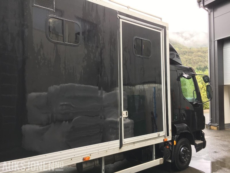 2004 DAF LF 45.220 - Hestebil / Transportbil, 202552km - Vehículo municipal: foto 5 2004 DAF LF 45.220 - Hestebil / Transportbil, 202552km - Vehículo municipal: foto 5