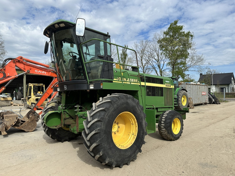 John Deere 6650 FOR PARTS - Cosechadora de forraje: foto 1 John Deere 6650 FOR PARTS - Cosechadora de forraje: foto 1