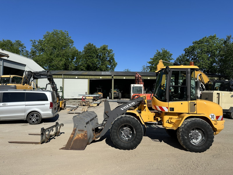 Volvo L 35 B - Z / S German machine - Bucket & Forks - Cargadora de ruedas: foto 3 Volvo L 35 B - Z / S German machine - Bucket & Forks - Cargadora de ruedas: foto 3