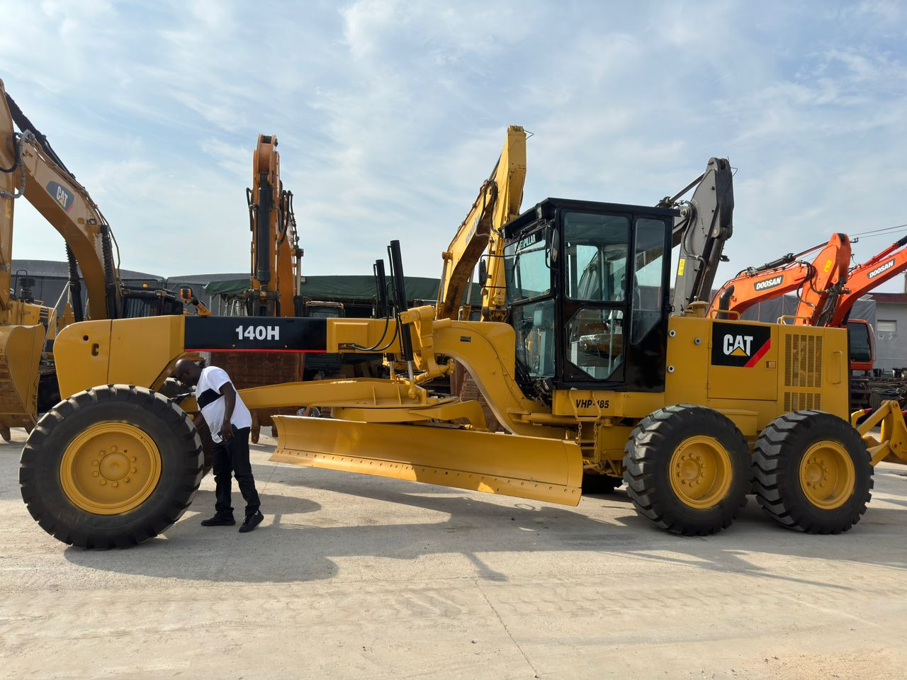 Caterpillar CAT 140H 140K 140M Used Motor Grader Secondhand Graders in Low Price - Grader: foto 3 Caterpillar CAT 140H 140K 140M Used Motor Grader Secondhand Graders in Low Price - Grader: foto 3