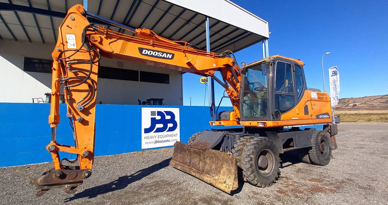 Doosan DX140W-3 *coming soon* - Excavadora de ruedas: foto 5 Doosan DX140W-3 *coming soon* - Excavadora de ruedas: foto 5