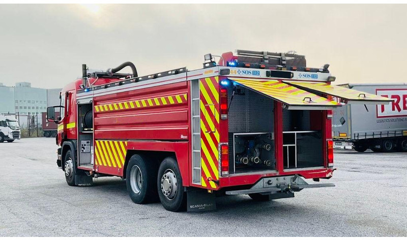 Scania 124L - Camión de bomberos: foto 2 Scania 124L - Camión de bomberos: foto 2