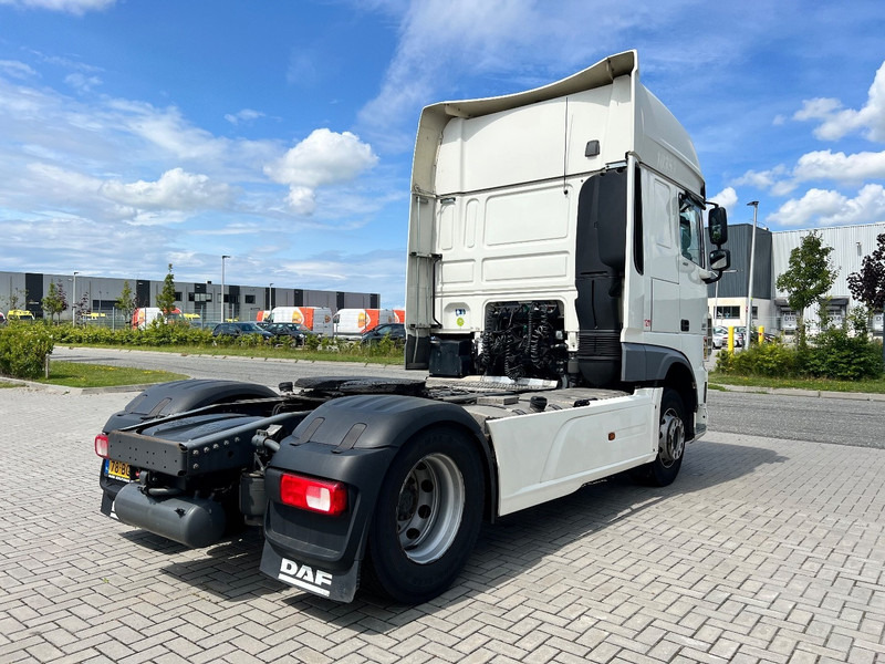 DAF XF 460 4x2 Trekker SSC / 2x Tank / full spoiler - Cabeza tractora: foto 5 DAF XF 460 4x2 Trekker SSC / 2x Tank / full spoiler - Cabeza tractora: foto 5