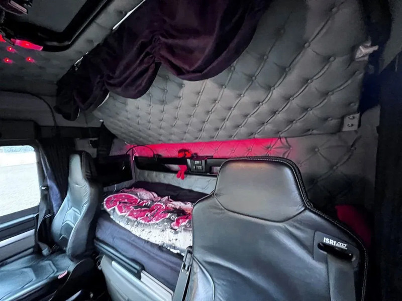 MAN TGX 26.510 2stk . Special interior. pusher 6x2/2. - Cabeza tractora: foto 3 MAN TGX 26.510 2stk . Special interior. pusher 6x2/2. - Cabeza tractora: foto 3