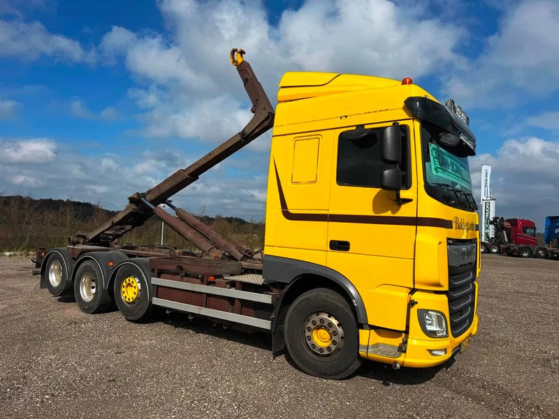 DAF XF 530 Hoglift with knæk arm. - Camión multibasculante: foto 3 DAF XF 530 Hoglift with knæk arm. - Camión multibasculante: foto 3