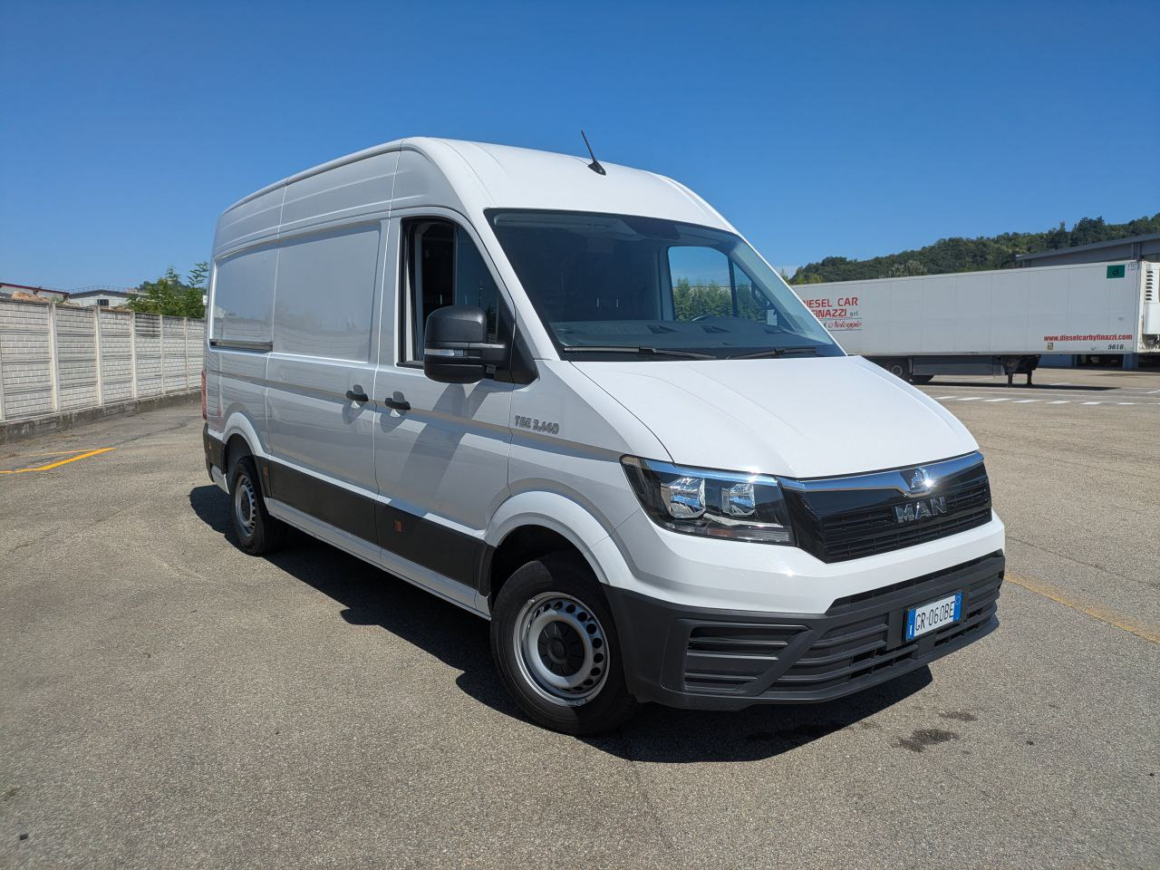 FURGONE MAN TGE TETTO ALTO CORTO MAN TGE 3.140 - 2023 - 72000 km - Furgón: foto 4 FURGONE MAN TGE TETTO ALTO CORTO MAN TGE 3.140 - 2023 - 72000 km - Furgón: foto 4
