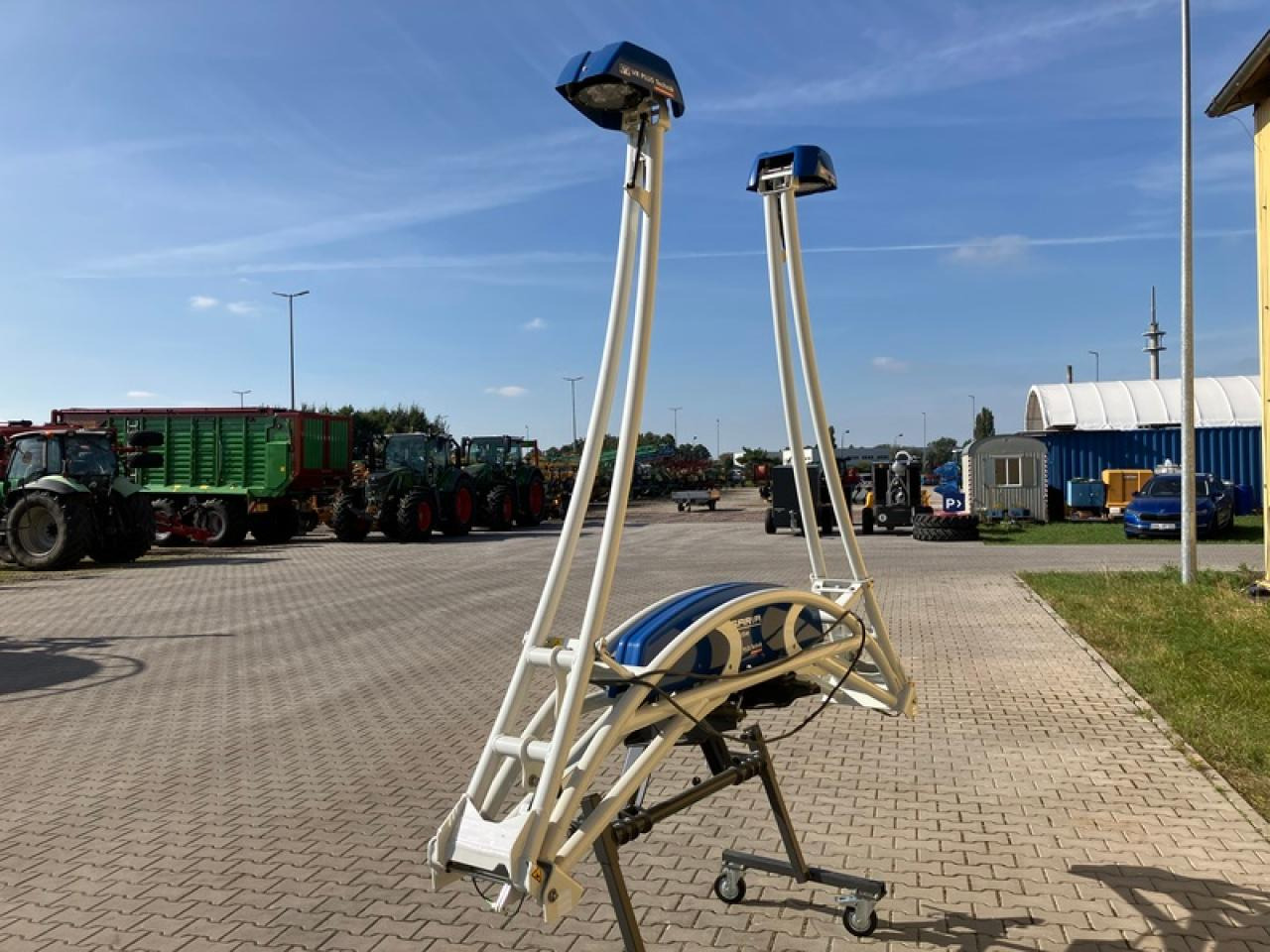 ISARIA PRO ACTIVE N-SENSOR - Sistema de navegación: foto 2 ISARIA PRO ACTIVE N-SENSOR - Sistema de navegación: foto 2