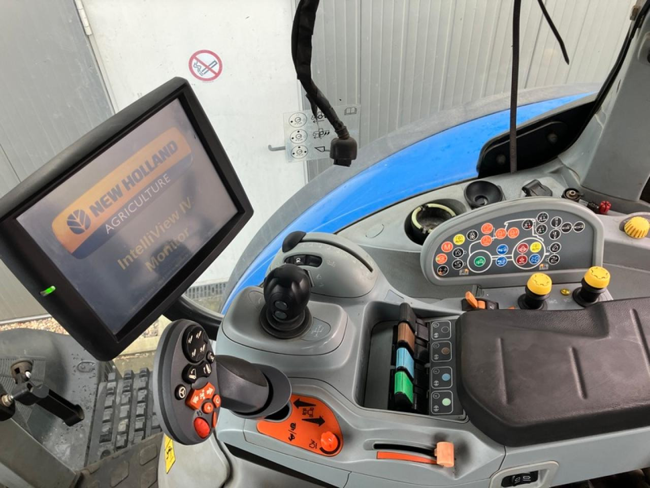 Tractor New Holland T7.315: foto 6