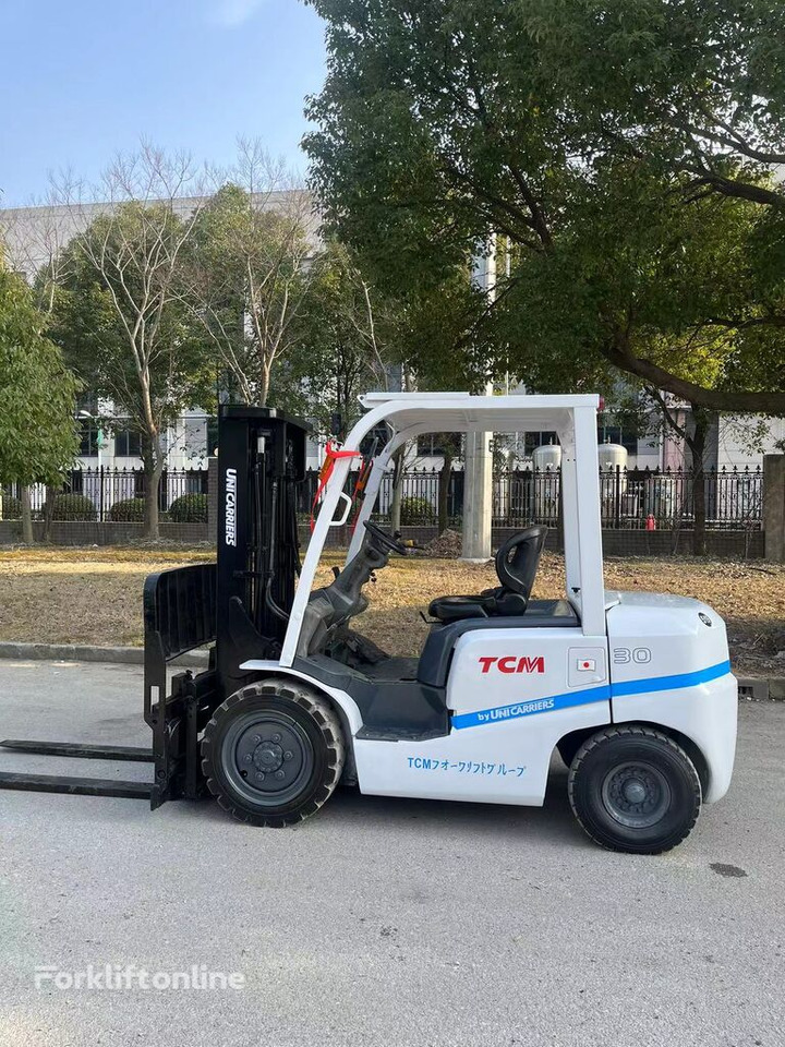 TCM FD30 FD50 FD100 FD80 3ton 5ton - Carretilla elevadora diésel: foto 1 TCM FD30 FD50 FD100 FD80 3ton 5ton - Carretilla elevadora diésel: foto 1