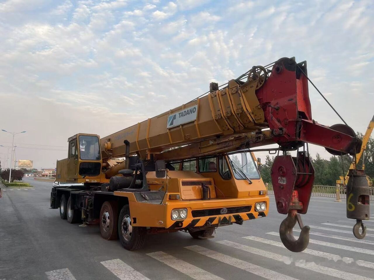 Tadano TG 500 50ton 80ton 100 ton - Autogrúa: foto 2 Tadano TG 500 50ton 80ton 100 ton - Autogrúa: foto 2
