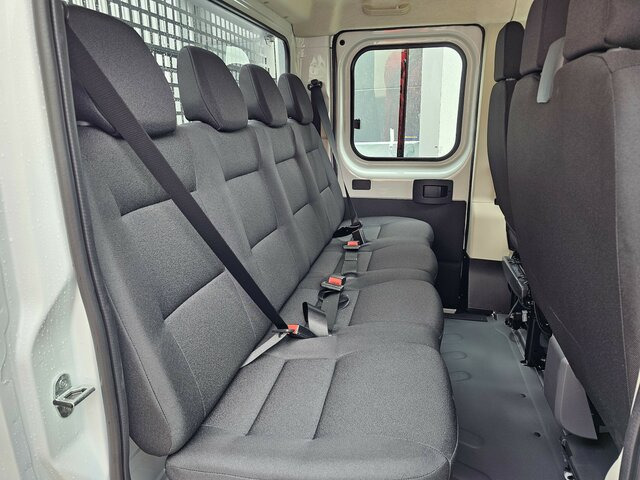 Furgoneta caja abierta, Furgoneta combi FIAT Ducato MAXI 140 Serie 9.2 2025 L5 Doppelkabine: foto 21