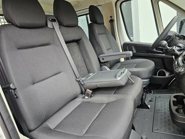 Furgoneta caja abierta, Furgoneta combi FIAT Ducato MAXI 140 Serie 9.2 2025 L5 Doppelkabine: foto 17