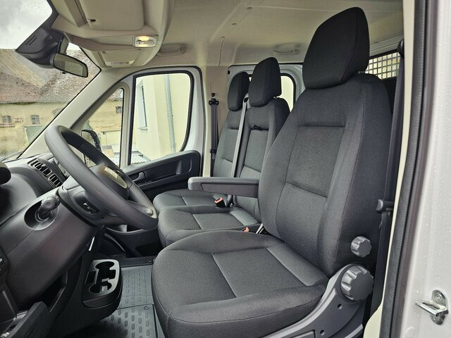 Furgoneta caja abierta, Furgoneta combi FIAT Ducato MAXI 140 Serie 9.2 2025 L5 Doppelkabine: foto 39