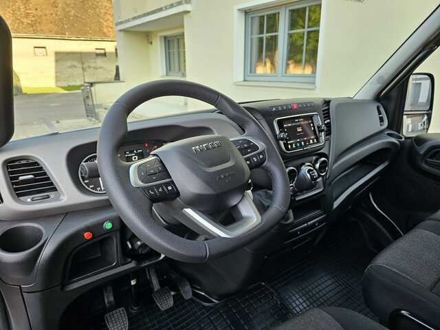 IVECO Daily 35S18 3.0 Koffer LBW Bär ACC LED sofort! - Furgoneta caja cerrada: foto 5 IVECO Daily 35S18 3.0 Koffer LBW Bär ACC LED sofort! - Furgoneta caja cerrada: foto 5