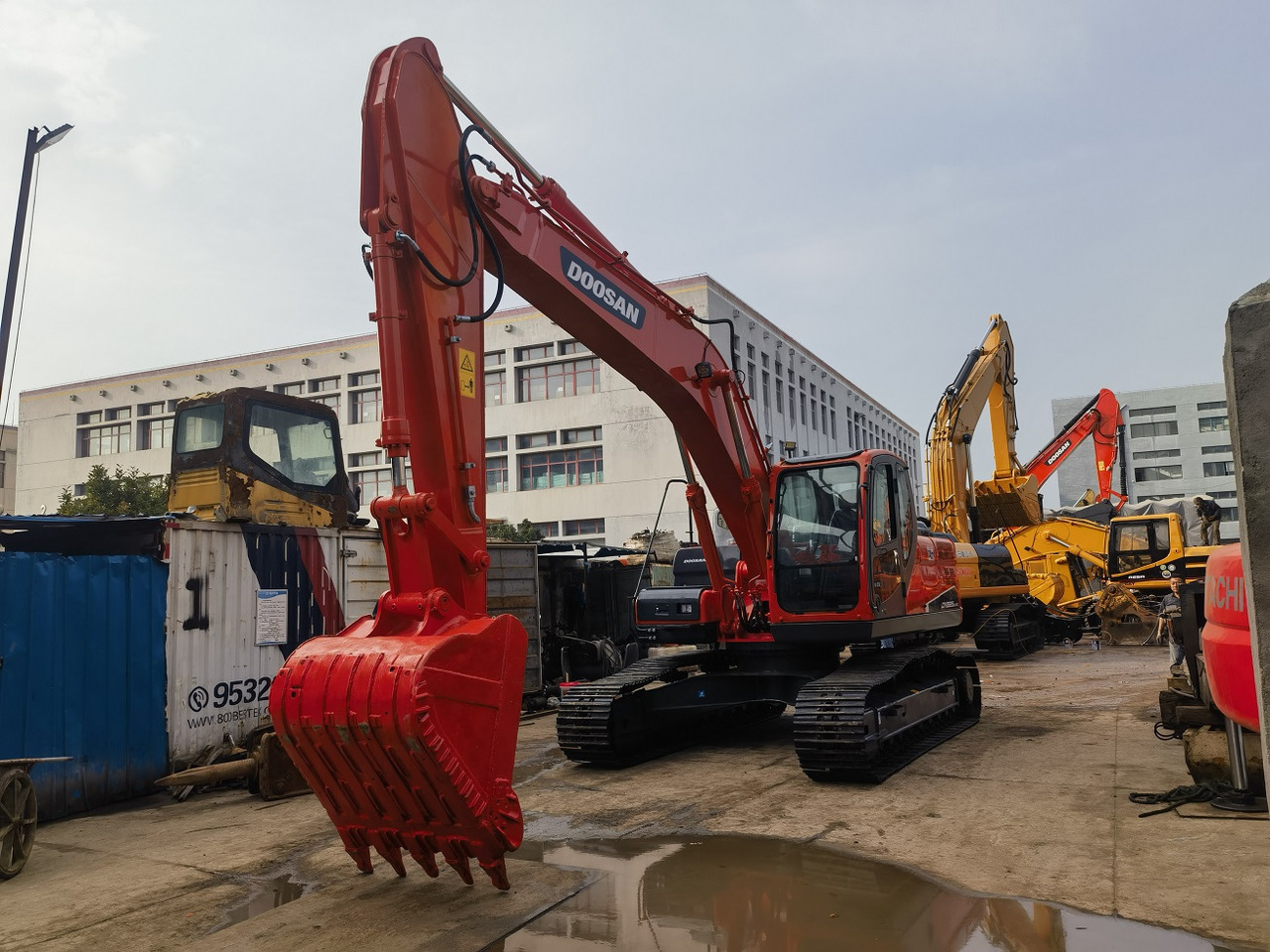 DOOSAN Doosan DX225LC Crawler excavator - Excavadora de cadenas: foto 1 DOOSAN Doosan DX225LC Crawler excavator - Excavadora de cadenas: foto 1