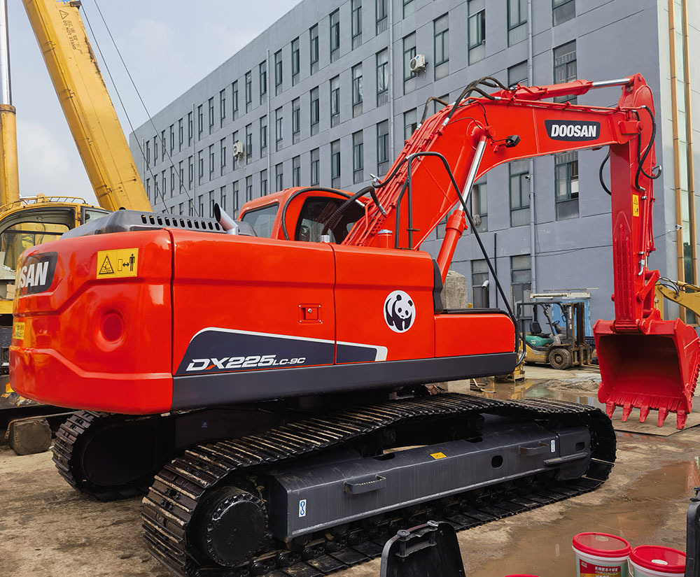 DOOSAN Doosan DX225LC Crawler excavator - Excavadora de cadenas: foto 2 DOOSAN Doosan DX225LC Crawler excavator - Excavadora de cadenas: foto 2