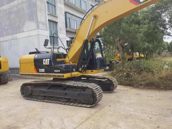 Japanese Used CAT 320 Excavator Caterpillar 20 Ton Earth-moving Machinery Cheap Used CAT320D CAT320D2 Excavator for Sale - Excavadora: foto 5 Japanese Used CAT 320 Excavator Caterpillar 20 Ton Earth-moving Machinery Cheap Used CAT320D CAT320D2 Excavator for Sale - Excavadora: foto 5