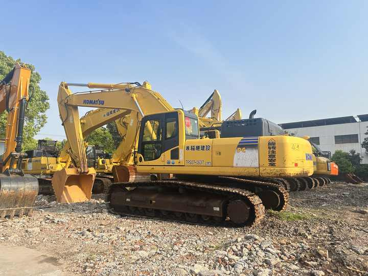 Used Komatsu Excavator PC400-8 for sale second hand Excavator Komatsu PC400-7 Komatsu Heavy Equipment for sale in shanghai - Excavadora de cadenas: foto 2 Used Komatsu Excavator PC400-8 for sale second hand Excavator Komatsu PC400-7 Komatsu Heavy Equipment for sale in shanghai - Excavadora de cadenas: foto 2