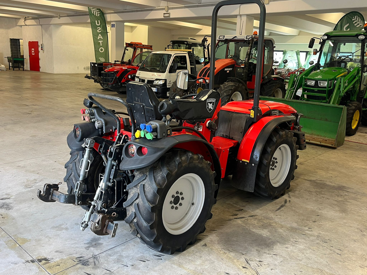 ANTONIO CARRARO SRH 9800 - Tractor: foto 4 ANTONIO CARRARO SRH 9800 - Tractor: foto 4