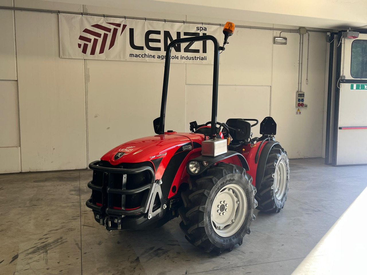 TRATTORE ANTONIO CARRARO TRX 10900R - Tractor: foto 2 TRATTORE ANTONIO CARRARO TRX 10900R - Tractor: foto 2