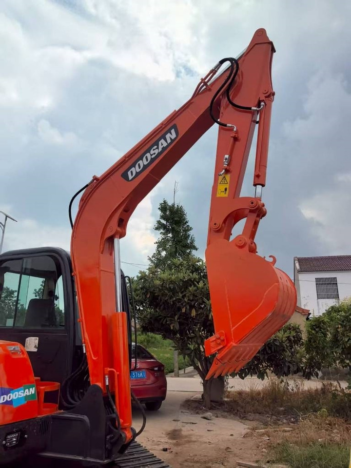 Doosan DH 60-7 - Miniexcavadora: foto 4 Doosan DH 60-7 - Miniexcavadora: foto 4