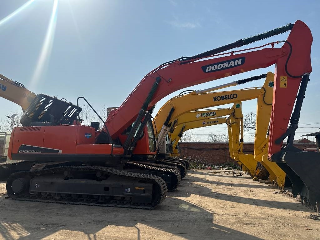Doosan DX 300 - Excavadora de cadenas: foto 3 Doosan DX 300 - Excavadora de cadenas: foto 3
