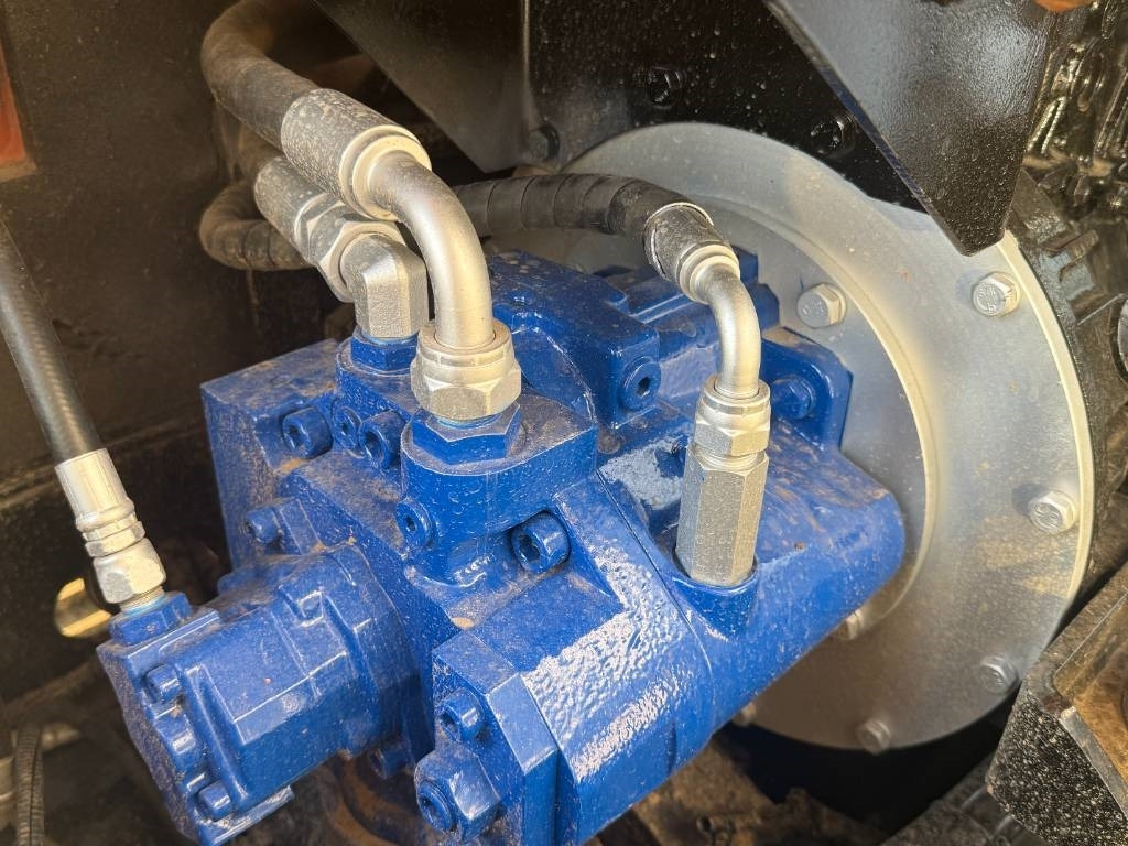 Doosan DX 75 - Excavadora de cadenas: foto 4 Doosan DX 75 - Excavadora de cadenas: foto 4