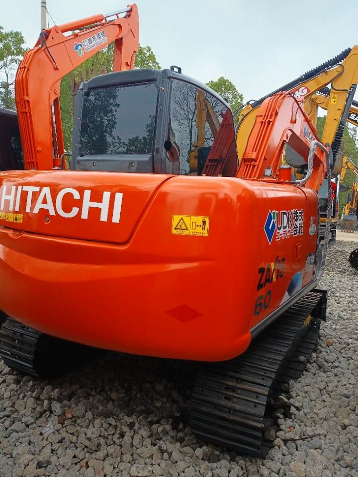 Leasing de Hitachi ZX 60  Hitachi ZX 60: foto 7