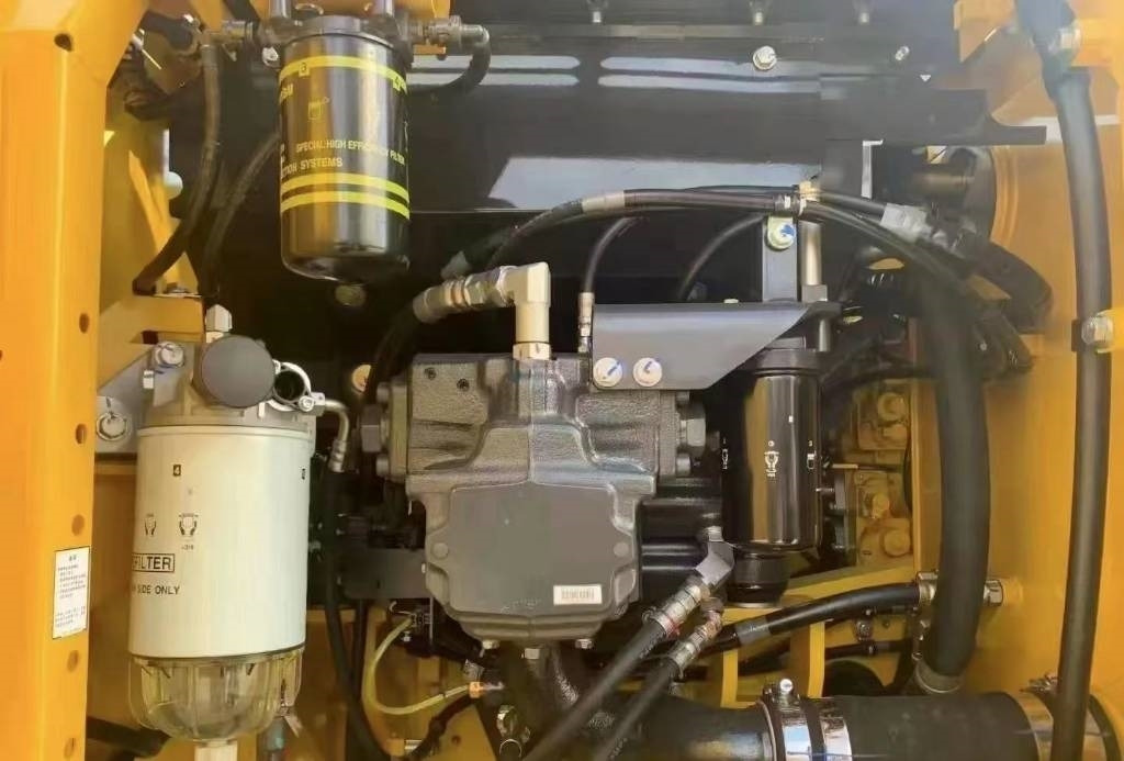 Komatsu PC 200-8 - Excavadora de cadenas: foto 5 Komatsu PC 200-8 - Excavadora de cadenas: foto 5