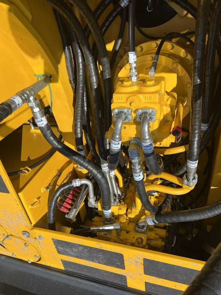 Excavadora de cadenas Komatsu PC 300: foto 7